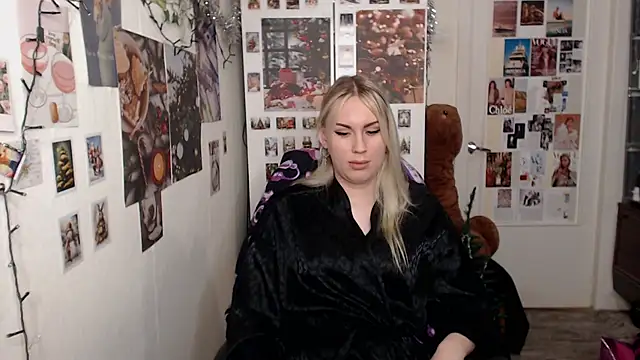 CapriScorpion online show from December 14, 2024, 8:56 am