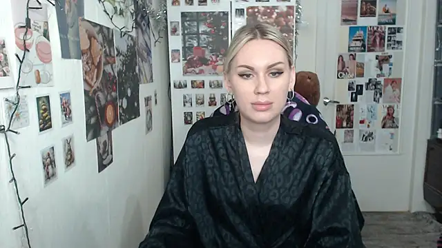 CapriScorpion online show from December 16, 2024, 2:16 pm