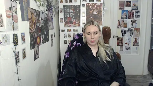 CapriScorpion online show from December 24, 2024, 4:30 pm