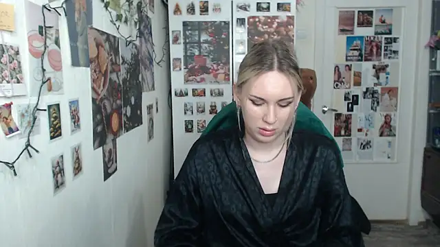 CapriScorpion online show from January 31, 2025, 2:39 pm