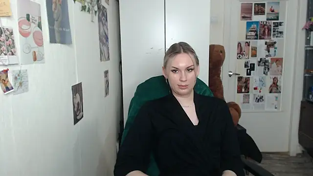 CapriScorpion online show from February 3, 2025, 5:46 pm