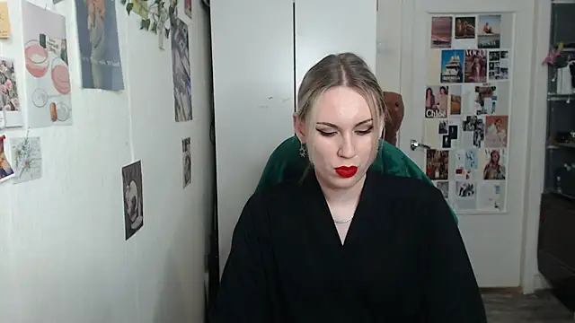 CapriScorpion online show from February 6, 2025, 12:37 pm