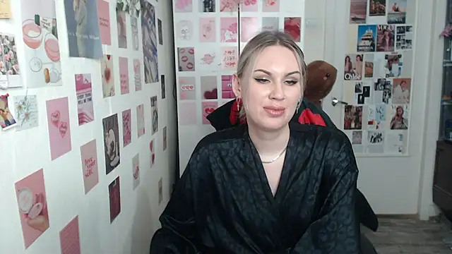 CapriScorpion online show from February 14, 2025, 5:14 pm