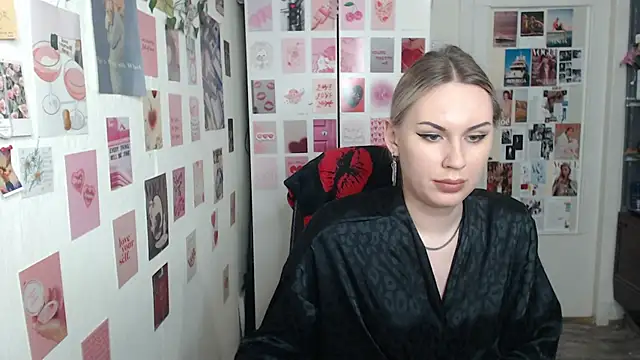 CapriScorpion online show from February 15, 2025, 2:33 pm