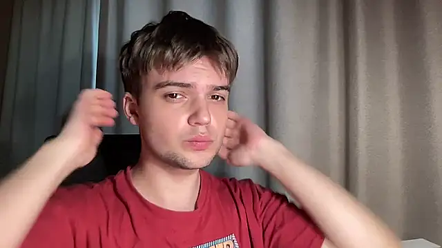 Snapshot of superfluboy_ chatting on October 23, 2025, 1:21 pm superfluboy  online show from October 23, 2025, 1:21 pm