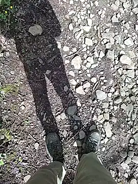 FreezingTie850 online show from April 18, 2026, 10:19 am