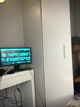 Bustygoddess32 online show from March 25, 2026, 1:22 am