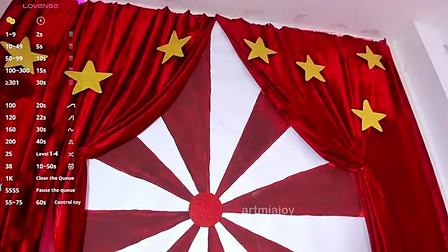 artmiaa online show from October 22, 2025, 1:11 pm