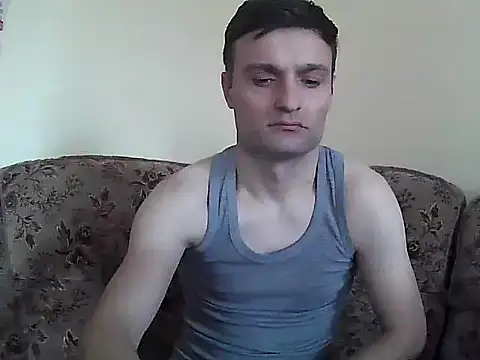 Snapshot of suarez1235 chatting on April 5, 2026, 10:34 am suarez1235 online show from April 5, 2026, 10:34 am