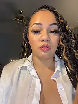 Snapshot of DestineeJayde chatting on November 22, 2025, 6:01 am DestineeJayde online show from November 22, 2025, 6:01 am