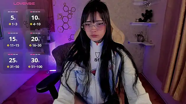 mia catt05 online show from September 28, 2025, 6:19 am