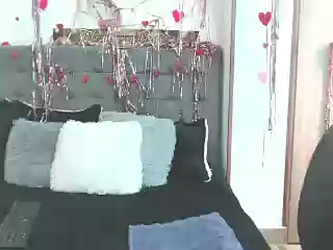 ChristinMooree online show from March 18, 2025, 2:48 pm