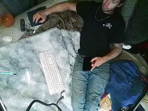 Snapshot of cdressupdiva chatting on December 9, 2024, 6:55 am cdressupdiva online show from December 9, 2024, 6:55 am