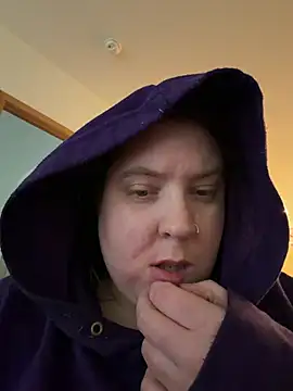 Sexy Little SlutAriel online show from May 14, 2026, 10:05 pm