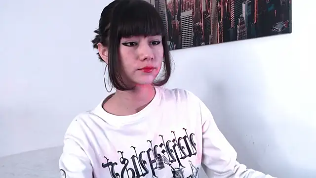 Snapshot of Raven__Blod chatting on November 6, 2025, 2:01 am Raven Blod online show from November 6, 2025, 2:01 am