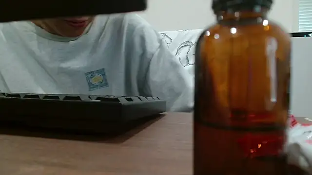 POCARI SWEAT online show from March 27, 2026, 4:18 am