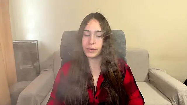 AliceKolltt online show from October 27, 2025, 9:02 am