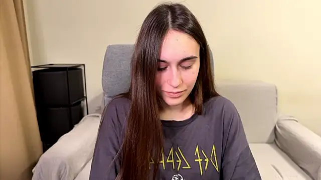 AliceKolltt online show from March 24, 2026, 10:15 pm