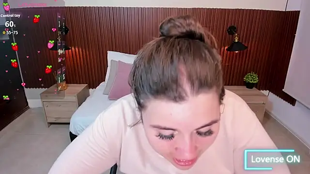 Aabby lee online show from November 3, 2025, 7:04 pm