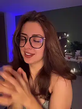 EmaSaenz online show from June 11, 2026, 2:53 am