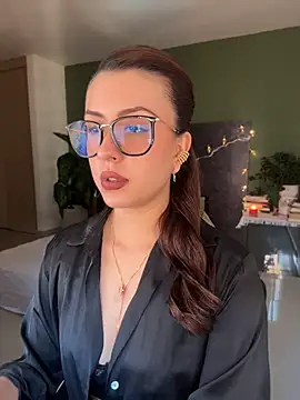 EmaSaenz online show from June 11, 2026, 9:57 pm