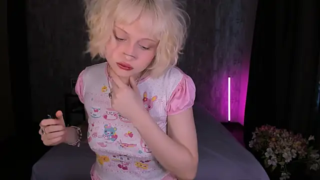 MariaMango online show from October 23, 2025, 4:45 am