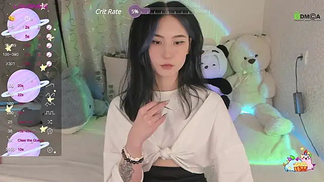Snapshot of EmmaHixLove chatting on December 18, 2024, 5:42 pm EmmaHixLove online show from December 18, 2024, 5:42 pm