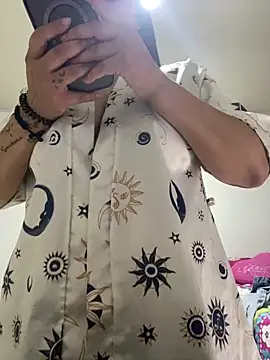 alina stark online show from October 13, 2025, 9:04 pm