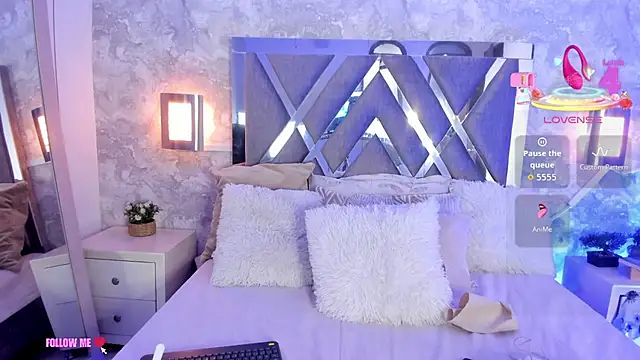 Snapshot of alina_stark chatting on February 17, 2026, 8:26 pm alina stark online show from February 17, 2026, 8:26 pm