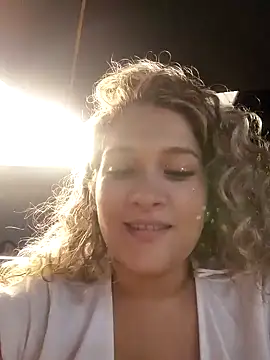 Snapshot of Sara_smiiith211 chatting on January 9, 2025, 1:50 am Sara smiiith211 online show from January 9, 2025, 1:50 am