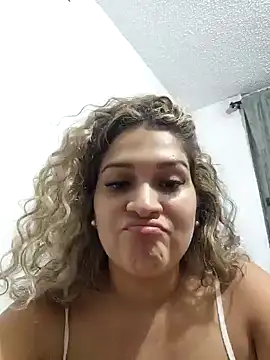 Snapshot of Sara_smiiith211 chatting on January 20, 2025, 1:18 am Sara smiiith211 online show from January 20, 2025, 1:18 am