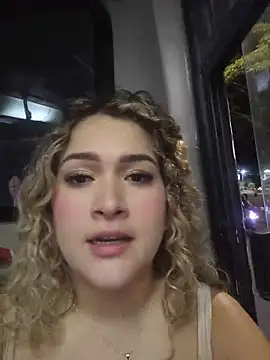 Snapshot of Sara_smiiith211 chatting on July 19, 2026, 12:36 am Sara smiiith211 online show from July 19, 2026, 12:36 am