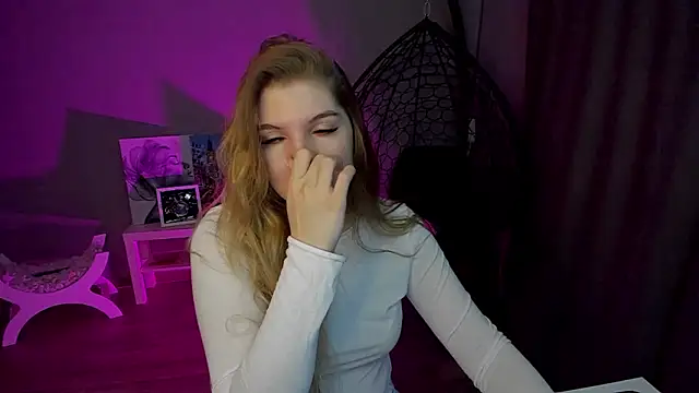 Snapshot of lily_williamss chatting on February 3, 2026, 12:20 am lily williamss online show from February 3, 2026, 12:20 am