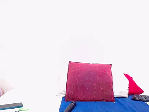 Xoli 11 online show from November 11, 2025, 10:15 am