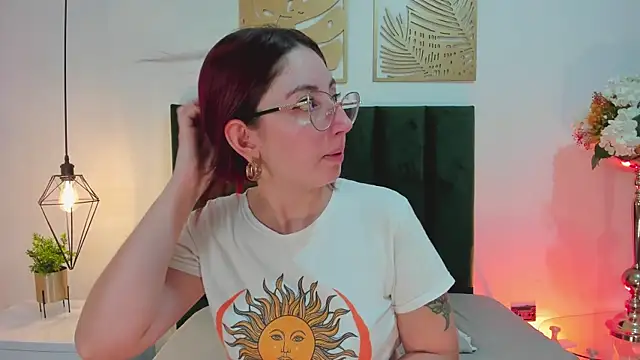 Emilywatsonn online show from December 29, 2024, 2:10 pm