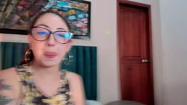 Emilywatsonn online show from December 21, 2025, 2:24 pm