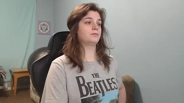 TreeJeanne online show from March 6, 2025, 2:51 pm