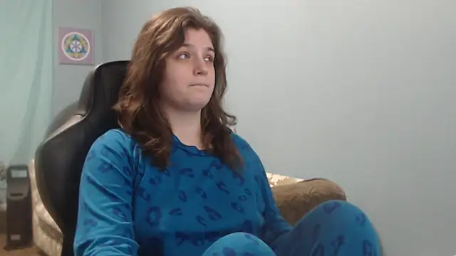 TreeJeanne online show from March 22, 2025, 10:17 am