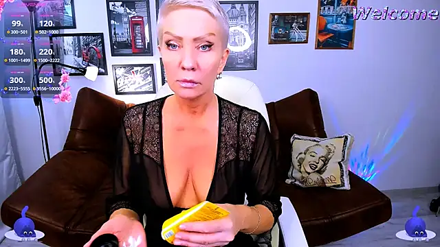 Sabrina ONLY online show from March 5, 2025, 12:44 pm