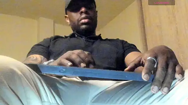 Snapshot of thomas_santtos1 chatting on July 1, 2026, 3:12 pm thomas santtos1 online show from July 1, 2026, 3:12 pm