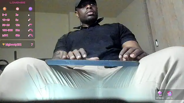 Snapshot of thomas_santtos1 chatting on July 11, 2026, 2:20 pm thomas santtos1 online show from July 11, 2026, 2:20 pm