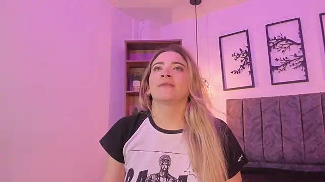 Andy and emma online show from January 3, 2025, 3:44 pm