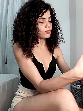 izumikarol online show from February 12, 2025, 5:26 am