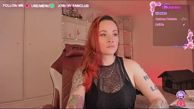 Snapshot of Domina_Deivis chatting on January 19, 2025, 8:18 am Domina Deivis online show from January 19, 2025, 8:18 am