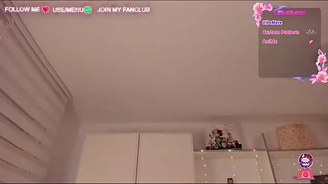 Snapshot of Domina_Deivis chatting on January 24, 2025, 6:03 am Domina Deivis online show from January 24, 2025, 6:03 am