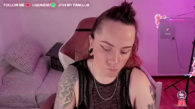 Snapshot of Domina_Deivis chatting on March 19, 2025, 10:11 am Domina Deivis online show from March 19, 2025, 10:11 am