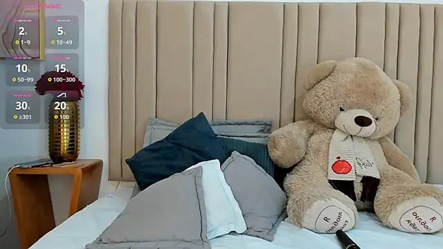 izadii online show from October 24, 2025, 6:59 pm