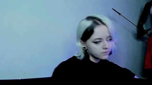 Snapshot of Holy_Silvia chatting on February 7, 2025, 10:29 am Holy Silvia online show from February 7, 2025, 10:29 am