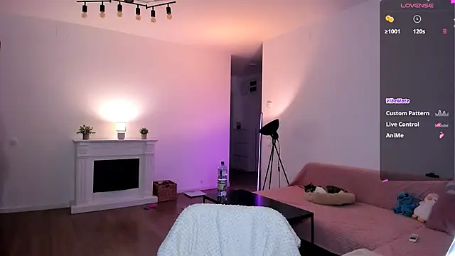 AnysaSmith online show from May 12, 2026, 1:47 am