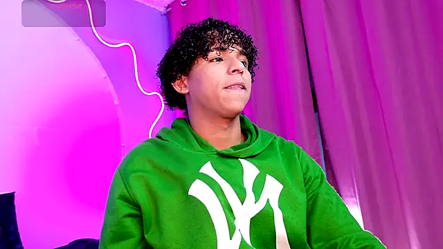 Noah Smith04 online show from December 2, 2025, 2:34 pm